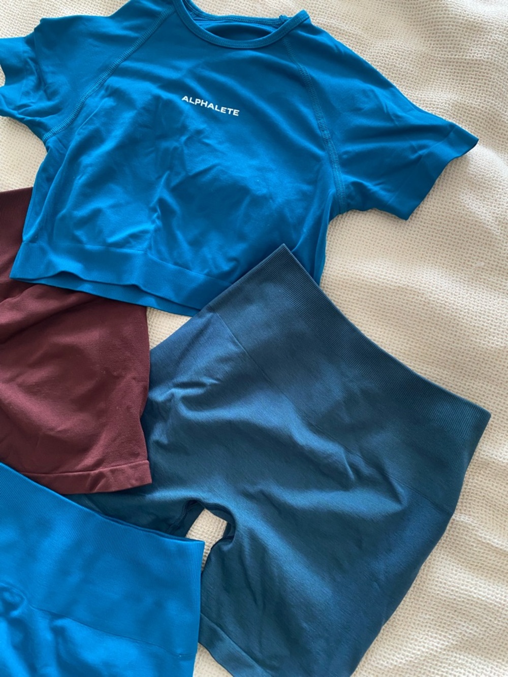 Alphalete bundle - Picture 6 of 6